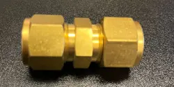 SWAGELOK BRASS UNION FITTING,  1/2