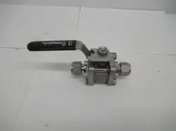 SWAGELOK SS-63TS8 , 1/2