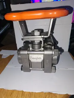SWAGELOK SS-65TF12 BALL VALVE CF3M ! NEW !
