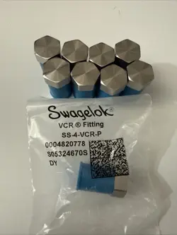 LOT OF 9 - SWAGELOK STAINLESS VCR FACE SEAL PLUG FITTING, 1/4