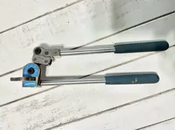 SWAGELOK TUBE BENDER, 1/4 IN