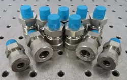 C197520 LOT 11 SWAGELOK ULTRA-TORR MALE FITTINGS (9) SS-6-UT-1-2 (2) SS-4-UT-1-2