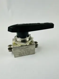 SWAGELOK SS-45S8 BALL VALVE