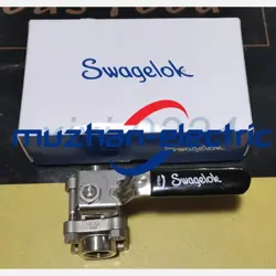 SWAGELOK SS-63TF8