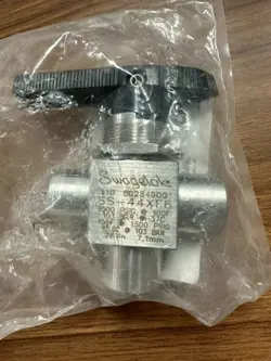 1PCS NEW SWAGELOK SS-44XF6 FAST SHIPPING