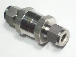 1- SWAGELOK STAINLESS STEEL POPPET 6000 PSI CHECK VALVE, 3/8