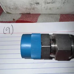 SWAGELOK STAINLESS STEEL CONNECTOR, 3/4