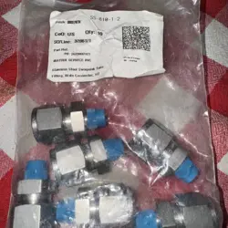 SWAGELOK SS-810-1-2 STAINLESS MALE CONNECTOR 1/2IN TUBE X 1/8IN NPT