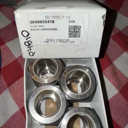 SWAGELOK SS-1610-7-12 SWAGELOK TUBE FITTING FNSP BOX OF 4