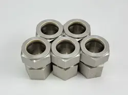 LOT OF 5 SWAGELOK SS-1610-7-12 SWAGELOK TUBE FITTING FNSP