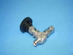 SWAGELOK SS-1VS4 SS1VS4 NEEDLE VALVE