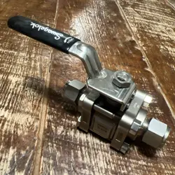 SS-63TS8 BALL VALVE STAINLESS SS 1/2