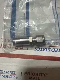 SWAGELOK SS-6M0-R-8 STAINLESS STEEL SWAGELOK TUBE FITTING FNSP