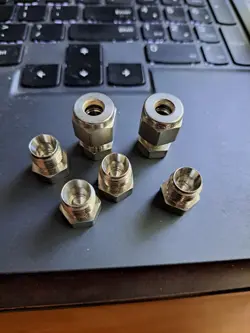 CAP FOR 1/4