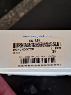 SWAGELOK SS-8BK VALVE
