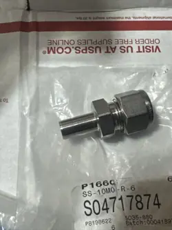 NEW SWAGELOK SS-10M0-R-6 METRIC 10 X 3/8 REDUCER 316 STAINLESS STEEL