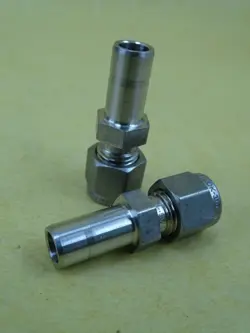 SWAGELOK 316SS TUBE REDUCER 1/4