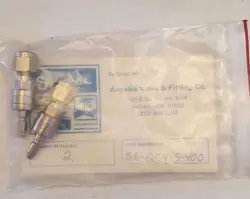 (2) SWAGELOK SS-QC4-S-400 QUICK CONNECT 1/4