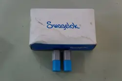 LOT OF 2 SWAGELOK SS-4-VCR-7-2 FITTINGS - NEW