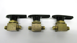 SWAGELOK B-43S4 BALL VALVE (LOT OF 3) BR