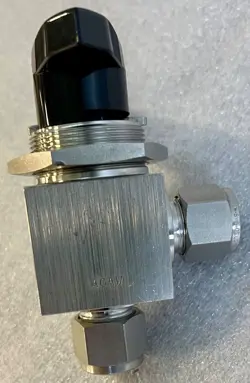 ANGLED 1/2IN
