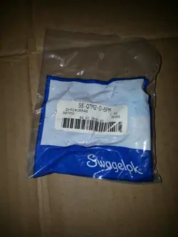 NIB SWAGELOK SS-QTM2-D-6PM