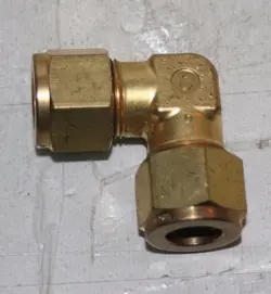 CRAWFORD SWAGELOK B-810-9