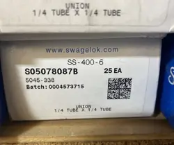 NEW IN BOX OF 25 SWAGELOK SS-400-6,  1/4 INCH UNION TUBE FITTING X 1/4