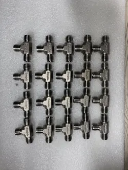 20 SWAGELOK 3/8 TEES SS-600-3 NO NUTS NO FERRULES 316 STAINLESS STEEL UNION TEE