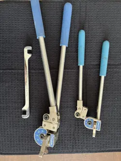 SWAGELOK MS HTB 4T, 6T HAND TUBE BENDERS PLUS WRENCH