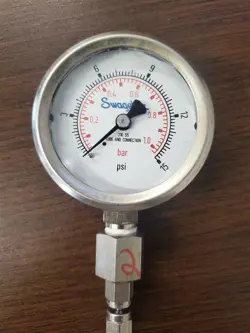 CONNECTION 0-15PSI