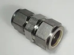UNION FITTING 1/2