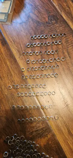 SWAGELOK LOT OF 100 1/4