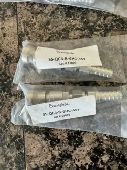 TWO (2) SWAGELOK SS-QC4-B-6HC-ASY QUICK CONNECT 3/8IN BARB NEW
