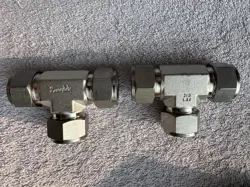 LOT OF 2: SWAGELOK SS-1210-3, 3/4