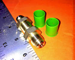 SWAGELOK BULKHEAD UNION VCR 1 4 FITTING SS-4-VCR-61 2019C