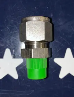 SWAGELOK 1/2 TUBE X 1/4 MNPT STAINLESS STEEL MALE CONNECTOR FITTING SS-810-1-4