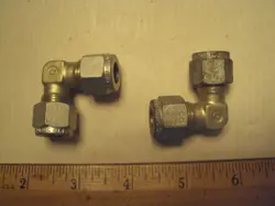A-600-9, SWAGELOK UNION ELBOW 3/8