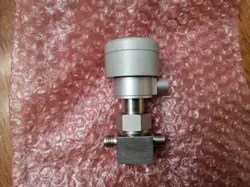 SWAGELOK SS-4BK-1C BELLOWS VALVE, 1/4