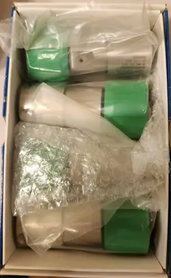 SWAGELOK LOT OF 4 KCP S.S. PRESSURE REGULATOR