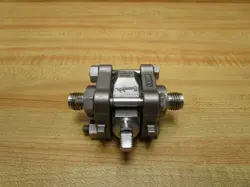 SWAGELOK SS-R62TS4 BALL VALVE SS-R62TS4 W/OUT HANDLE