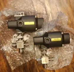 SWAGELOK LOT OF 2 PNEUMATIC ACTUATOR