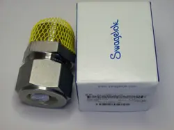 1- SWAGELOK STAINLESS STEEL CONNECTOR, 28 MM TUBE X 1 1/4