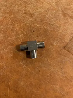 SWAGELOK 316L 1/4 MICRO WELD TEE