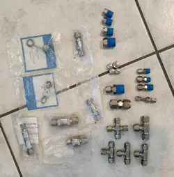 SWAGELOK LOT OF 26 MISCELLANEOUS S.S FITTINGS/CHECK VALVES/FILTERS