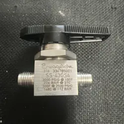SWAGELOK SS-43GS4 STAINLESS STEEL BALL VALVE PRE OWNED