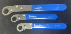 810 600 AND