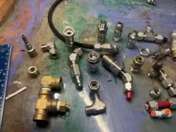 (2) SMC KKA4S-02M-1 S COUPLER & USED SWAGELOK LOT OF 316 CONNECTORS QUICK CONN.