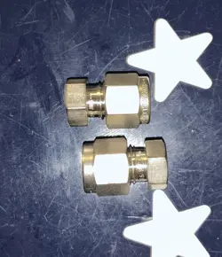 2 X SWAGELOK 316 STAINLESS STEEL CAP FOR 1/4 OD TUBING   SS-400-C
