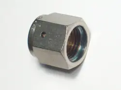 NUT 1/4